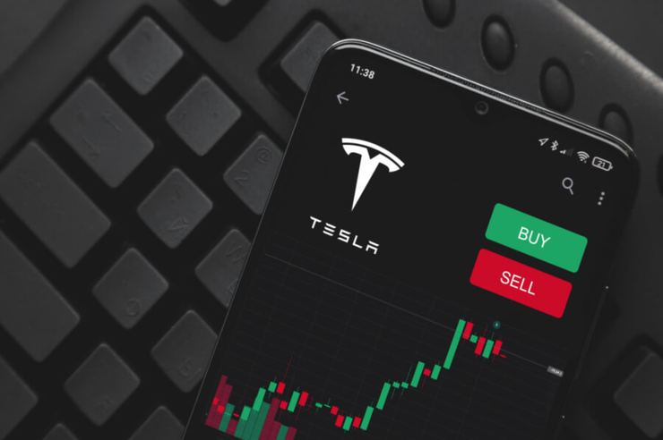 Tesla aandelen kopen - LEES DIT voor je begint!